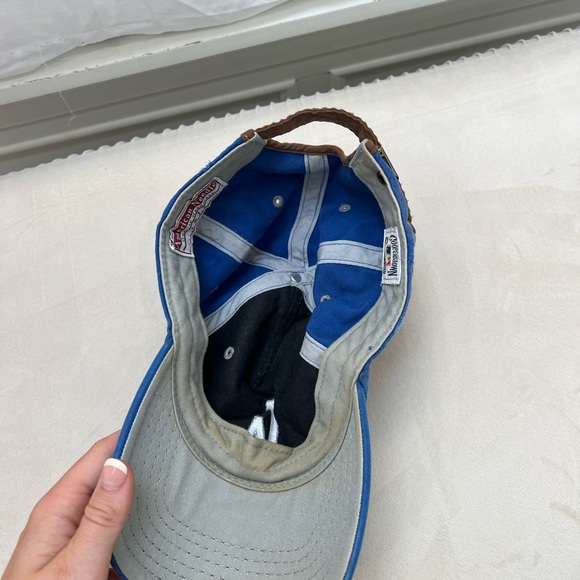 LA hat - Picture 4 of 4